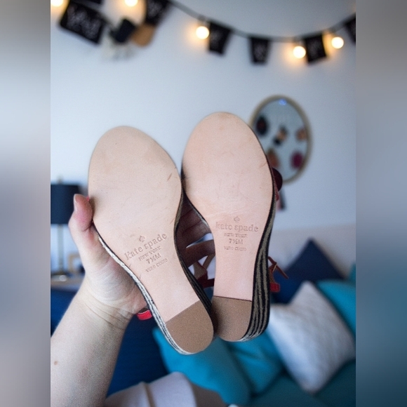 Red Strappy Wedge Sandals Kate Spade Size 7.5 - Picture 2 of 5